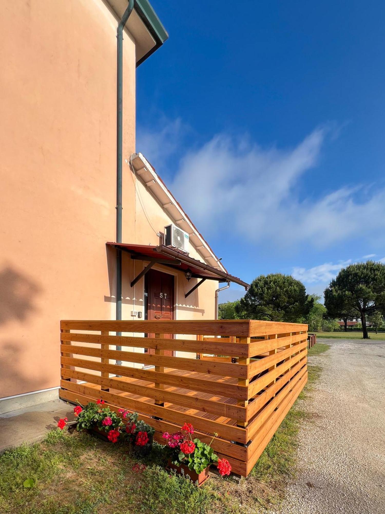 S T Apartment Cavallino-Treporti Exterior photo